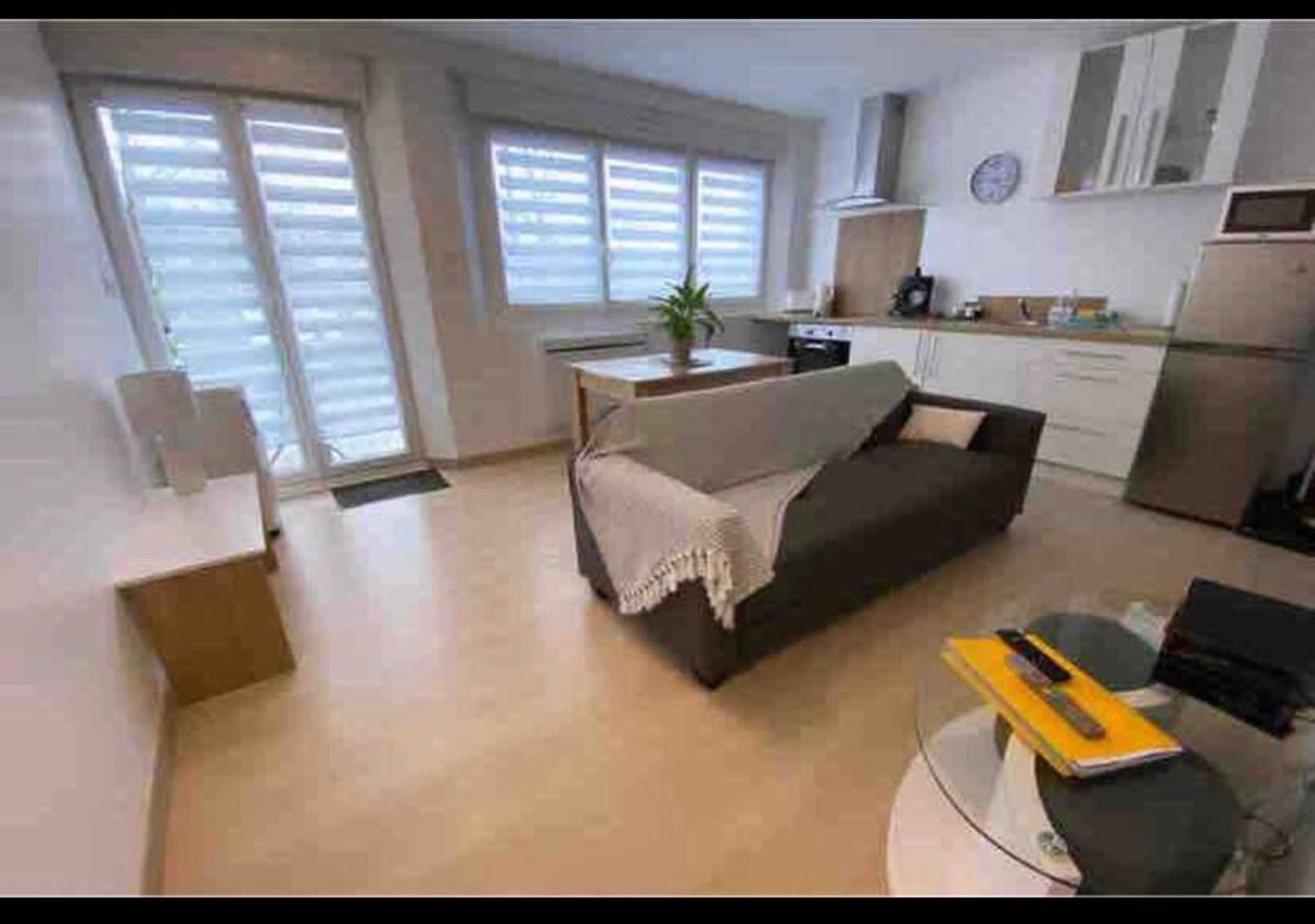 Appartement Moderne et Parking Privé Toul Exterior foto