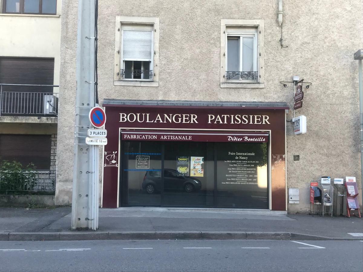 Appartement Moderne et Parking Privé Toul Exterior foto